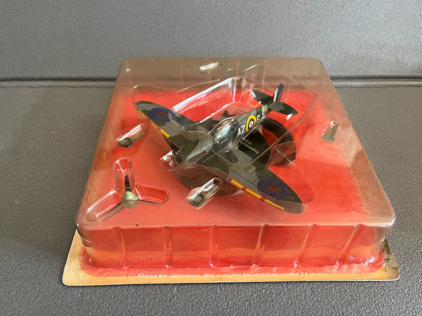 Avion miniature Militaire 2e Guerre Supermarine Spitfire Mk Vb Altaya 1/72