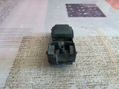 Ancienne Voiture Miniature Gevarm Jeep FJ France Jouets Epave