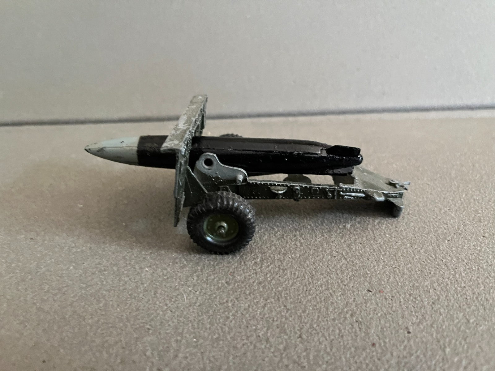 Ancienne Miniature Militaire Canon Crescent Toys England Epave