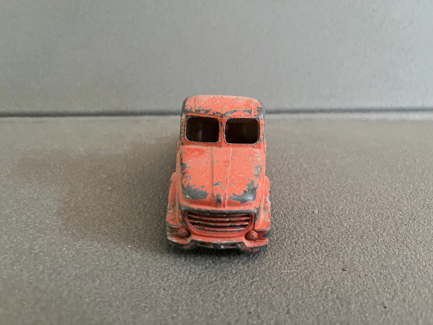 Ancienne Miniature Camion porteur Willeme Dinky Toys Meccano France Epave