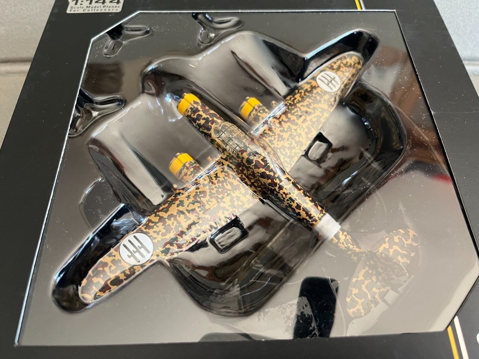 Avion miniature Militaire Cant Z 1007bis Alcione Ixo 1/144