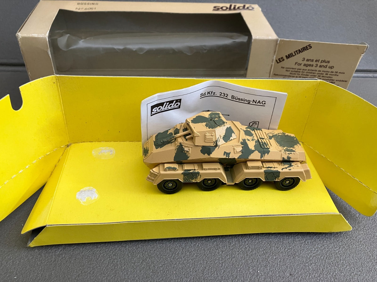 Ancien Miniature Militaire Blindé Sd. Kfz. 232 Bussing 6051 Solido France 1/50