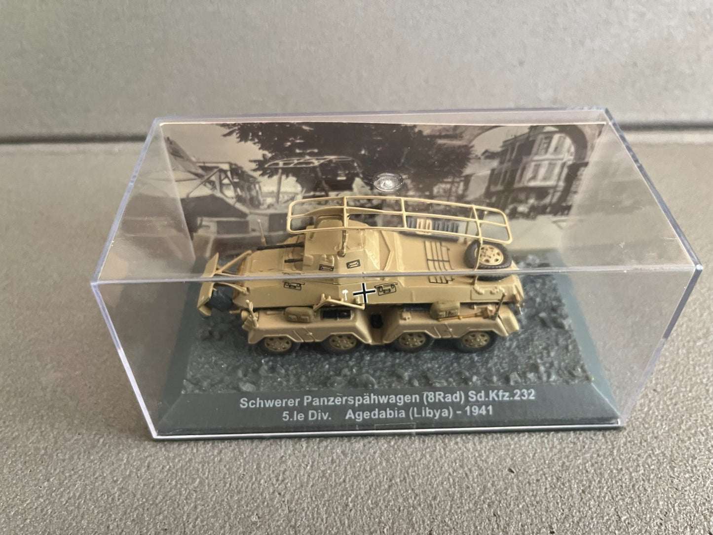 Miniature Militaire Char Tank Blindé Schwerer Panzerspahwagen (8rad) Altaya 1/72