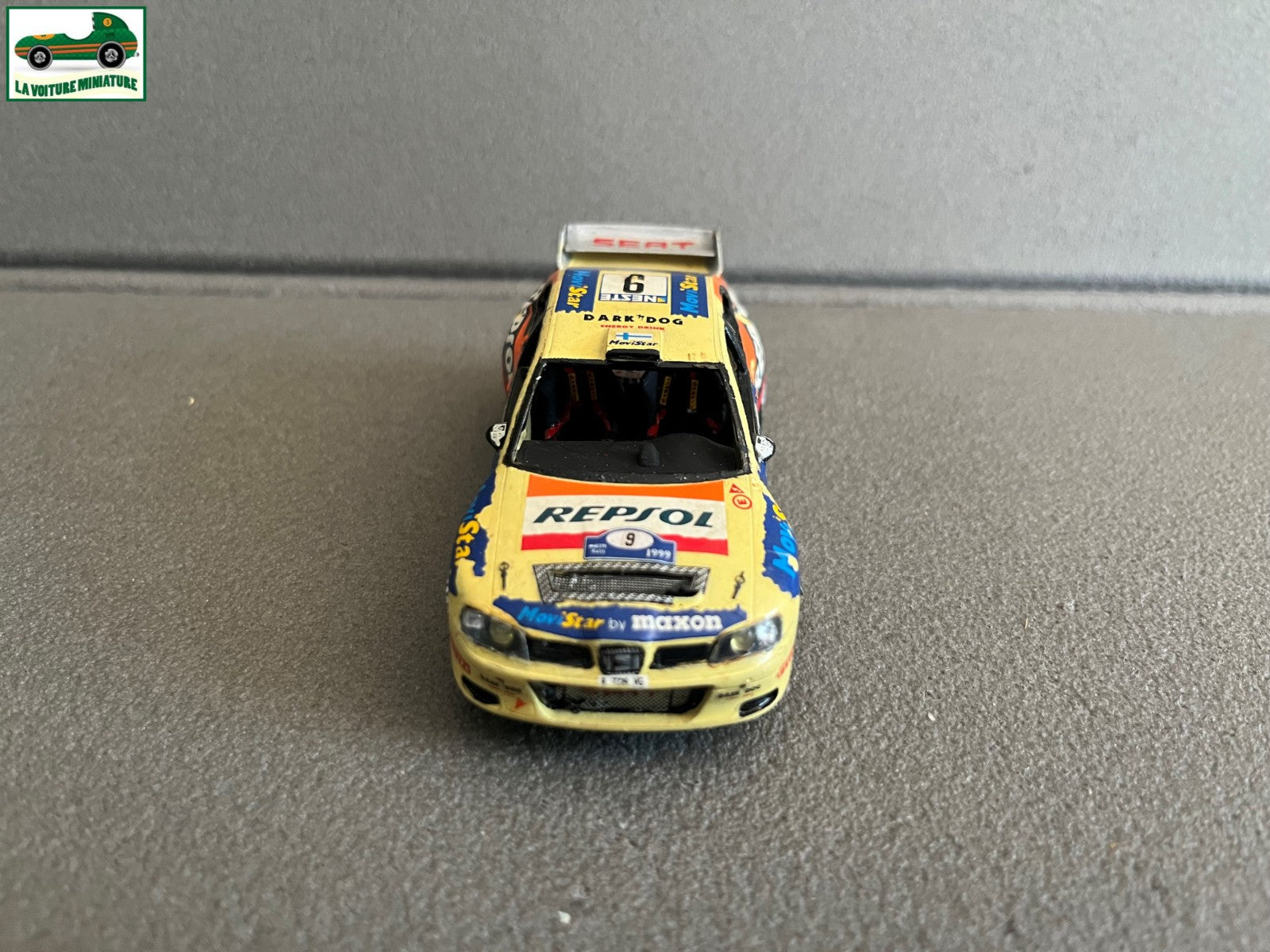 Voiture Miniature Kit monté Seat WRC Provence Moulage au 1/43 Défauts