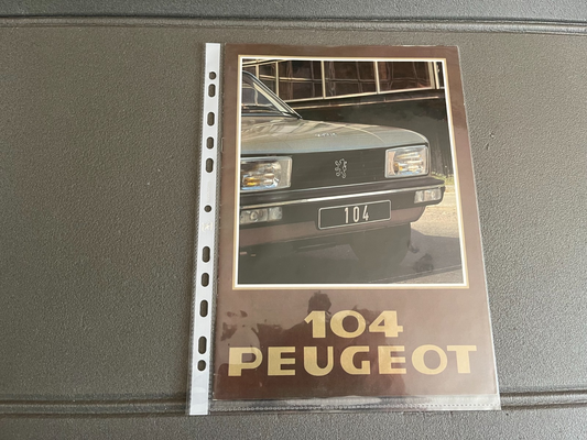 Ancien Dépliant Brochure Documentation Automobile Peugeot 104