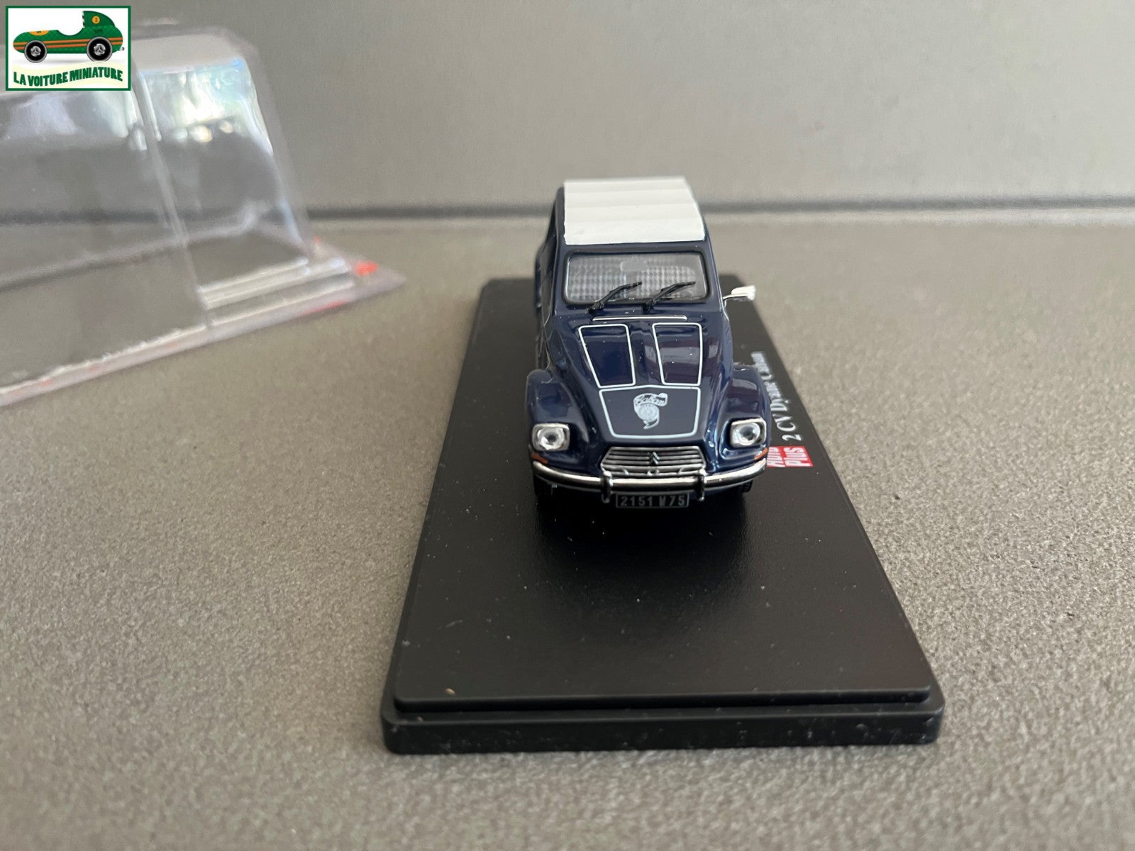 Voiture miniature Citroen 2cv 2 cv Dyane Caban Auto Plus Hachette 1/43