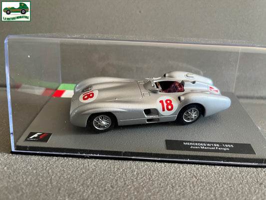 Voiture miniature Formule 1 F1 Mercedes W196 Fangio 1955 au 1/43