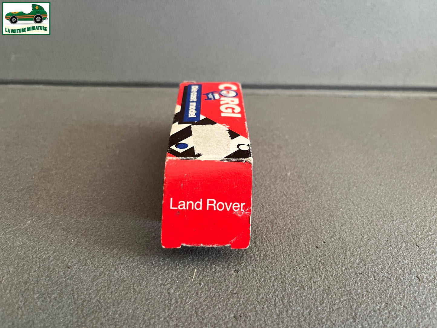 Ancienne Voiture Miniature Corgi Land Rover Made GT Britain Echelle Majorette