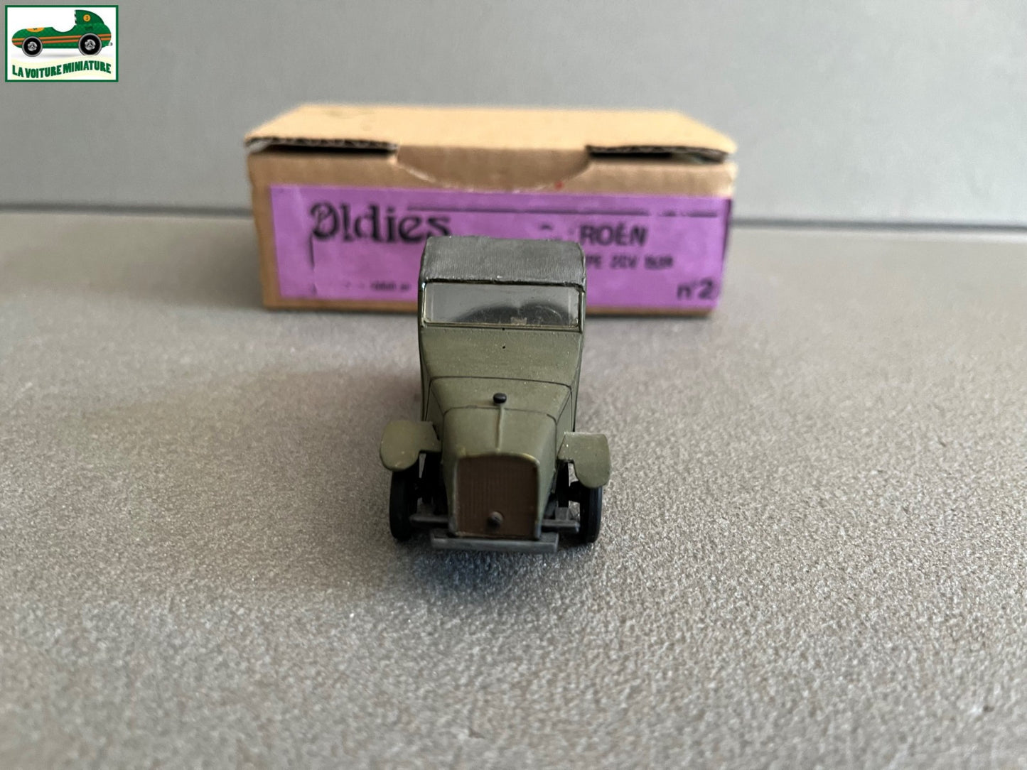 Voiture Miniature Kit résine monté Citroen Prototype 2CV 1939 Oldies au 1/43