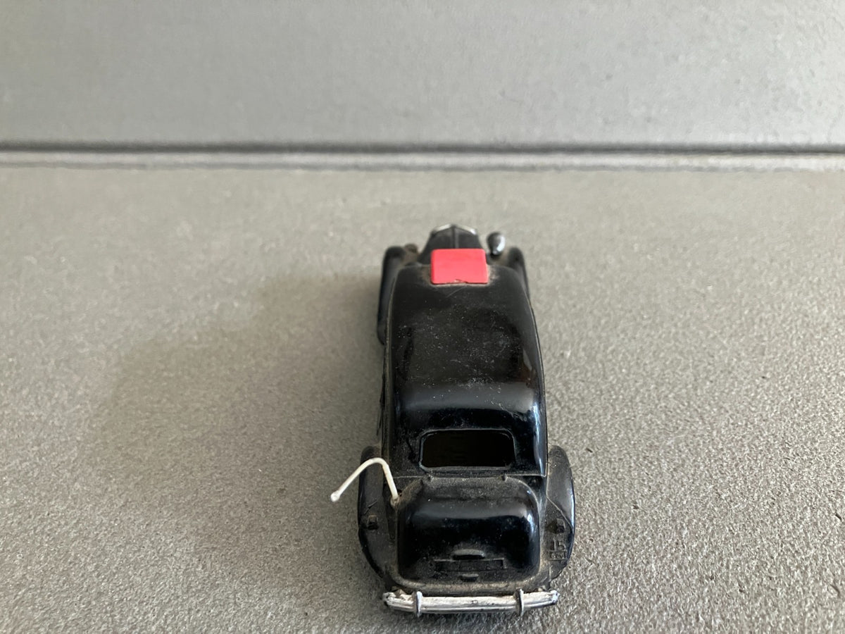 Ancienne Voiture Miniature Citroen Traction 15 Six Police Norev Plastique Epave