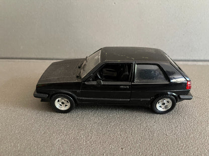 Ancienne Miniature Voiture Volkswagen Golf GL Polistil 1/25