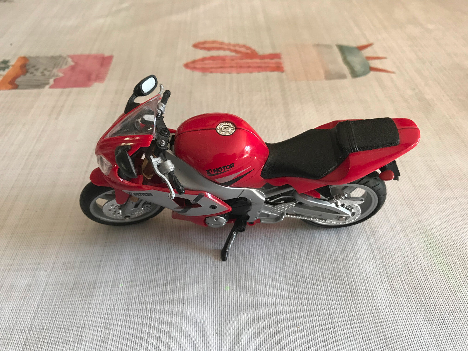 Moto miniature X' Motor sans boite