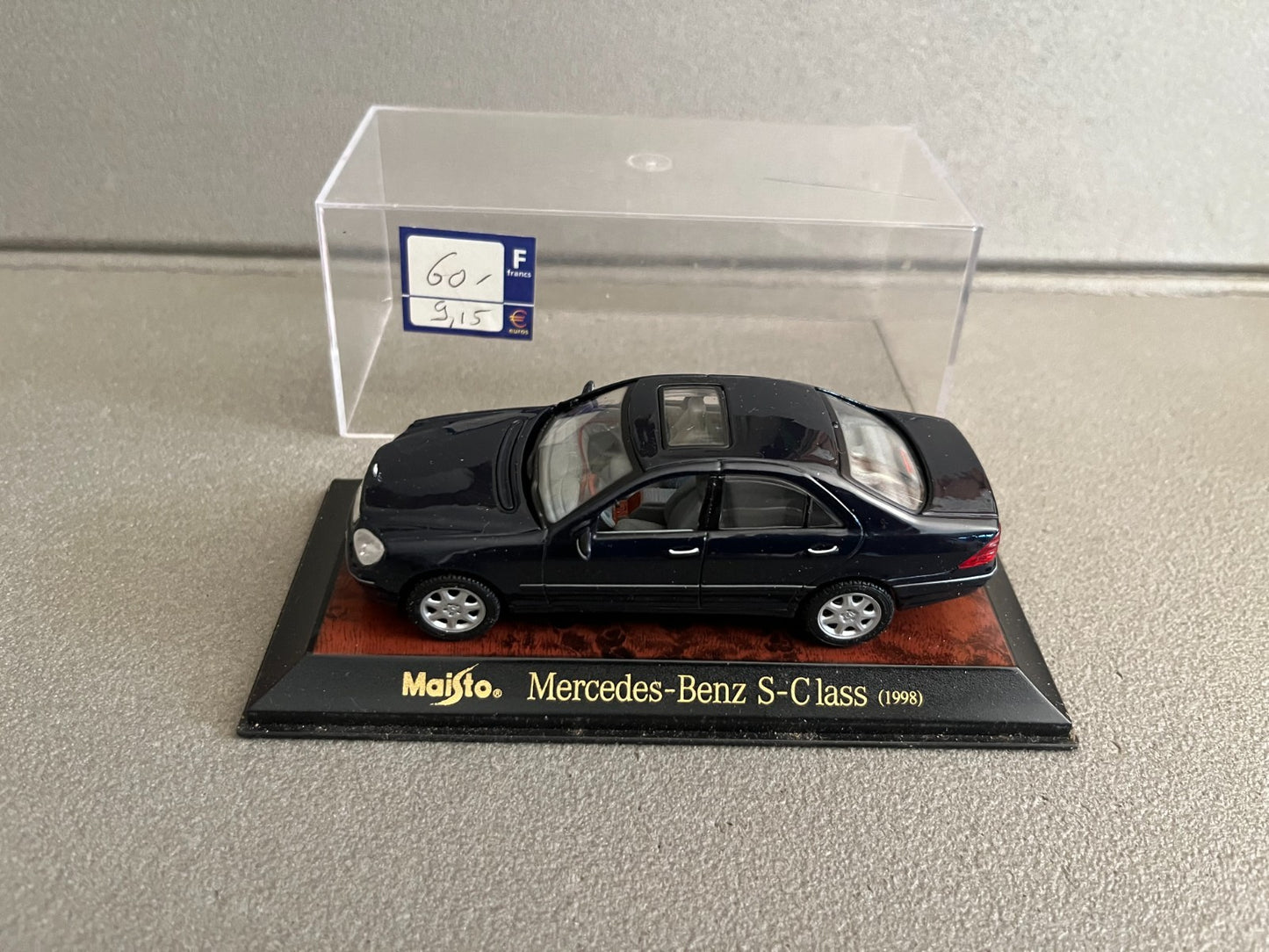Voiture Miniature Mercedes Benz S Class 1998 Maisto 1/43