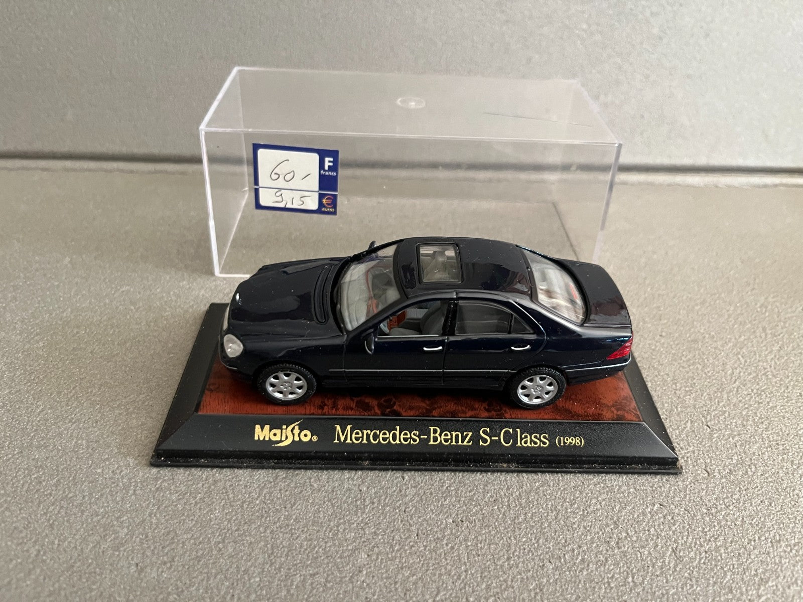 Voiture Miniature Mercedes Benz S Class 1998 Maisto 1/43
