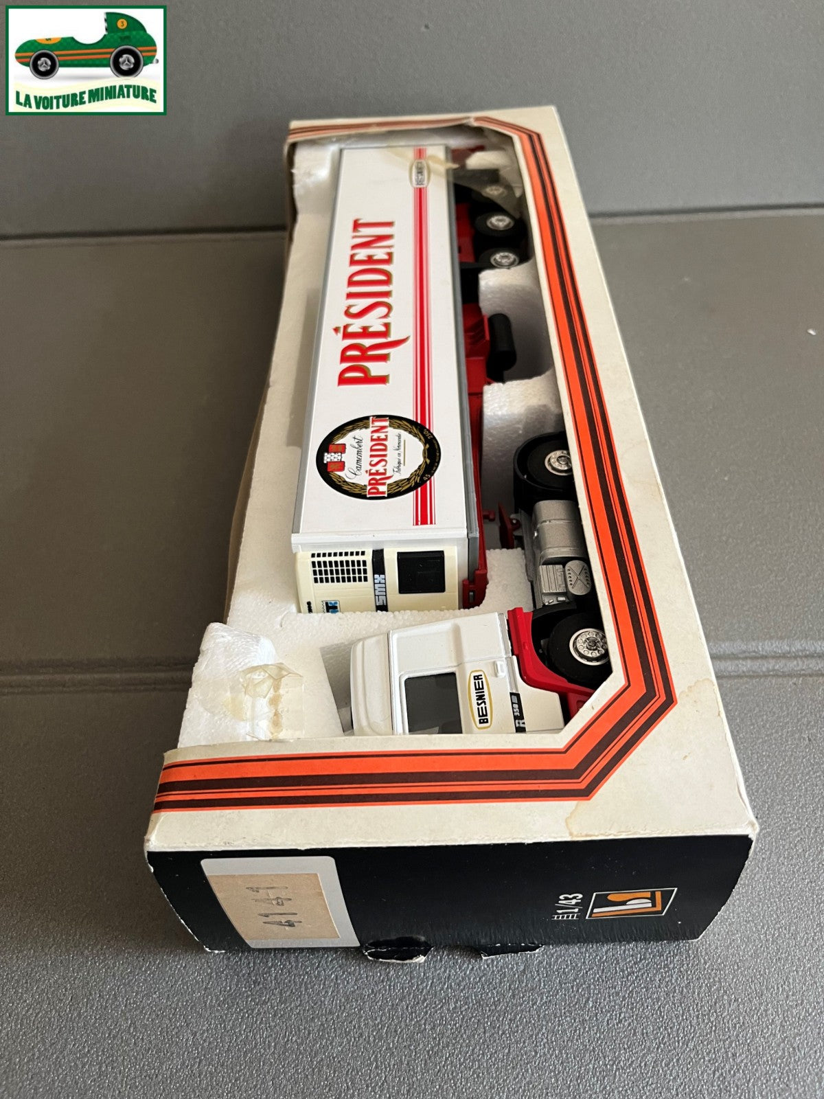 Camion Semi Remorque Renault R350 Camembert Président Besnier Eligor LBS au 1/43