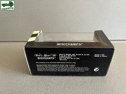 Voiture miniature Infineon Audi R8 Sebring 2002 12 hours Minichamps 1/43