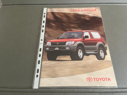Ancien Dépliant Brochure Documentation Automobile Toyota Land Cruiser