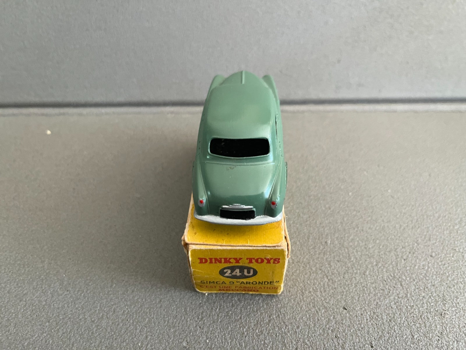 Ancienne Miniature Voiture Simca 9 Aronde Dinky Toys France 24U Boite
