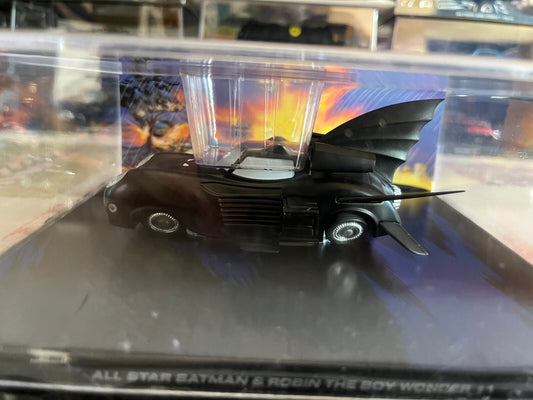 Voiture Miniature Batmobile Les Véhicules de Batman Robin The Boy Wonder 1/43