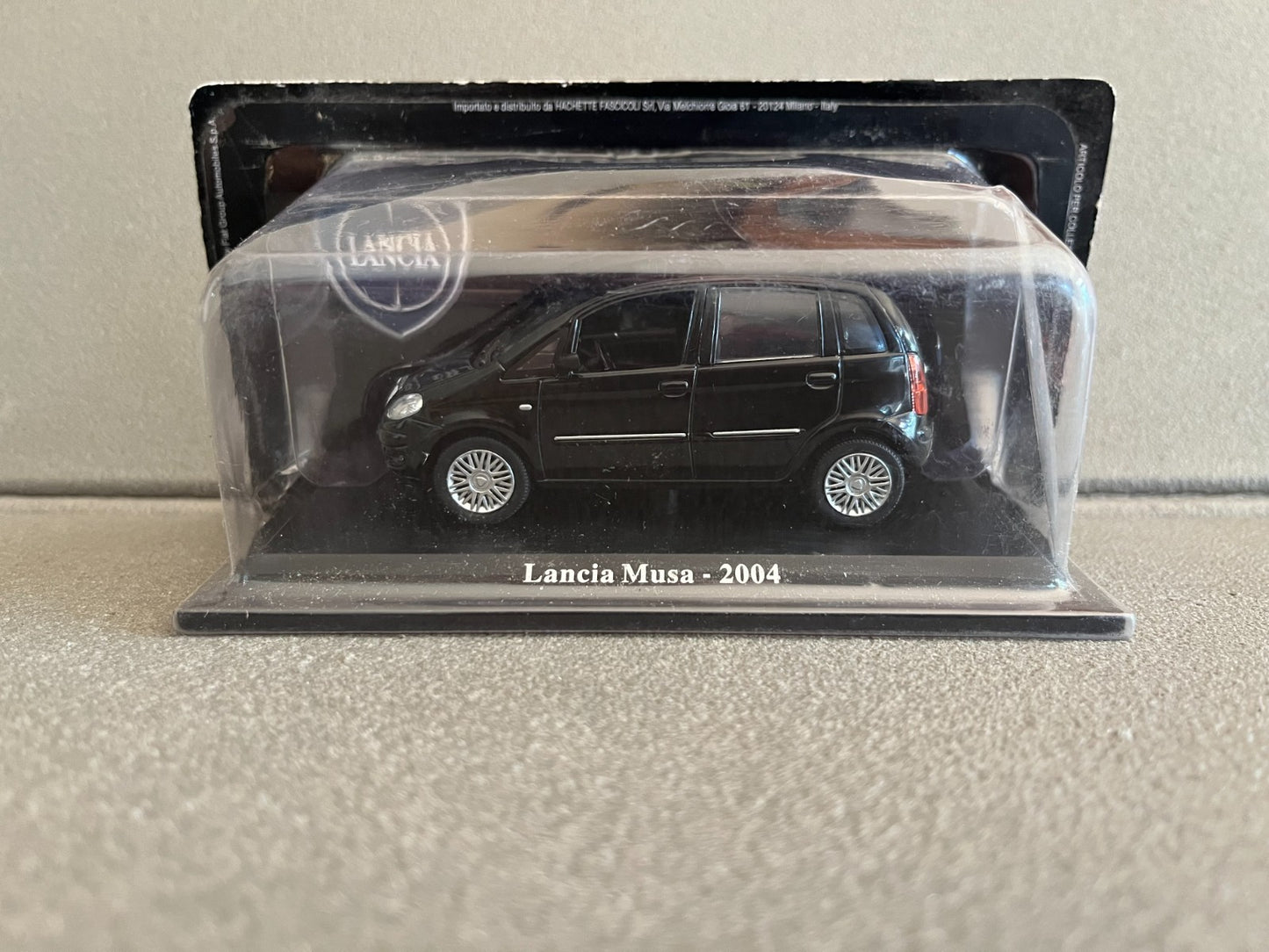 Voiture miniature Lancia Musa Norev Hachette au 1/43