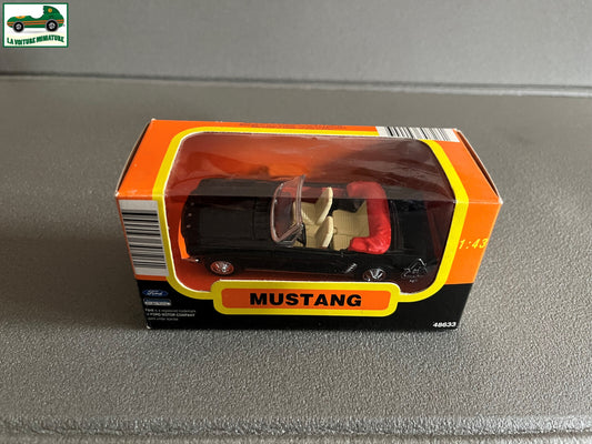 Voiture miniature Ford Mustang Convertible 1964 au 1/43
