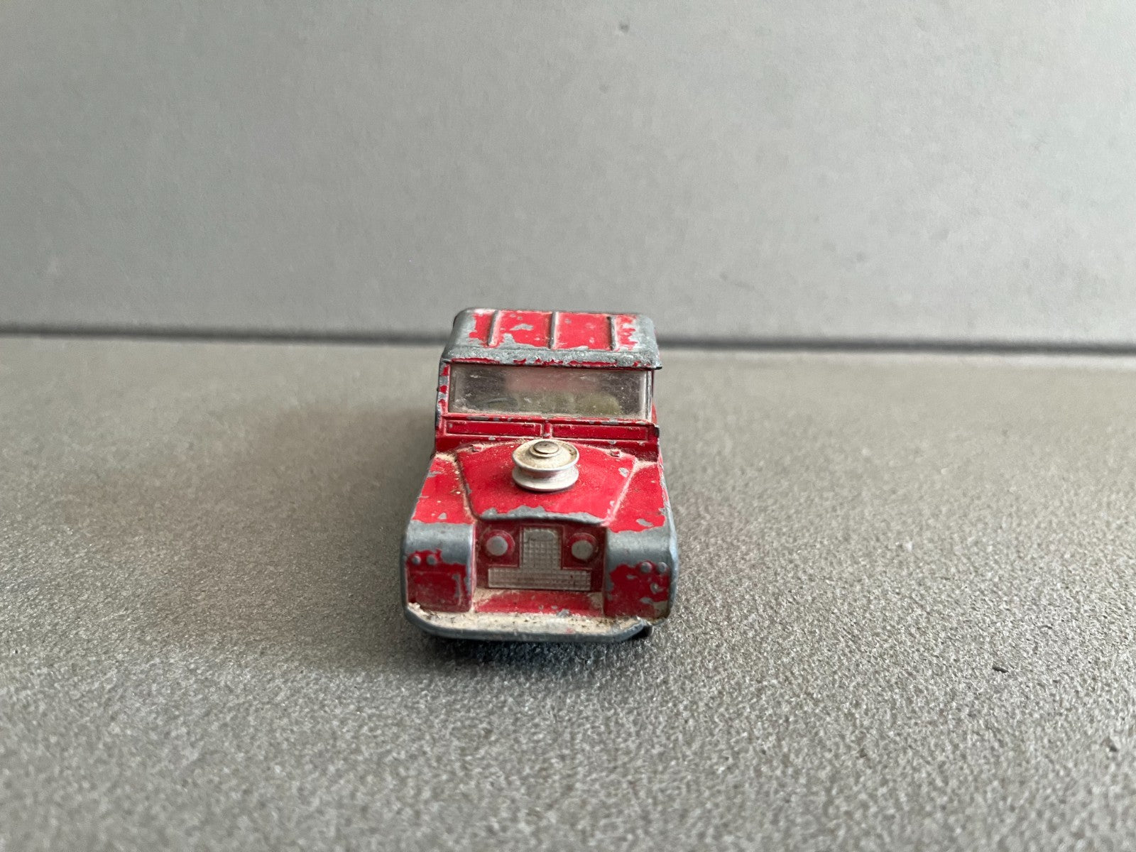 Ancienne Miniature Voiture Land Rover 109 W.B. Corgi Toys Epave 1/43
