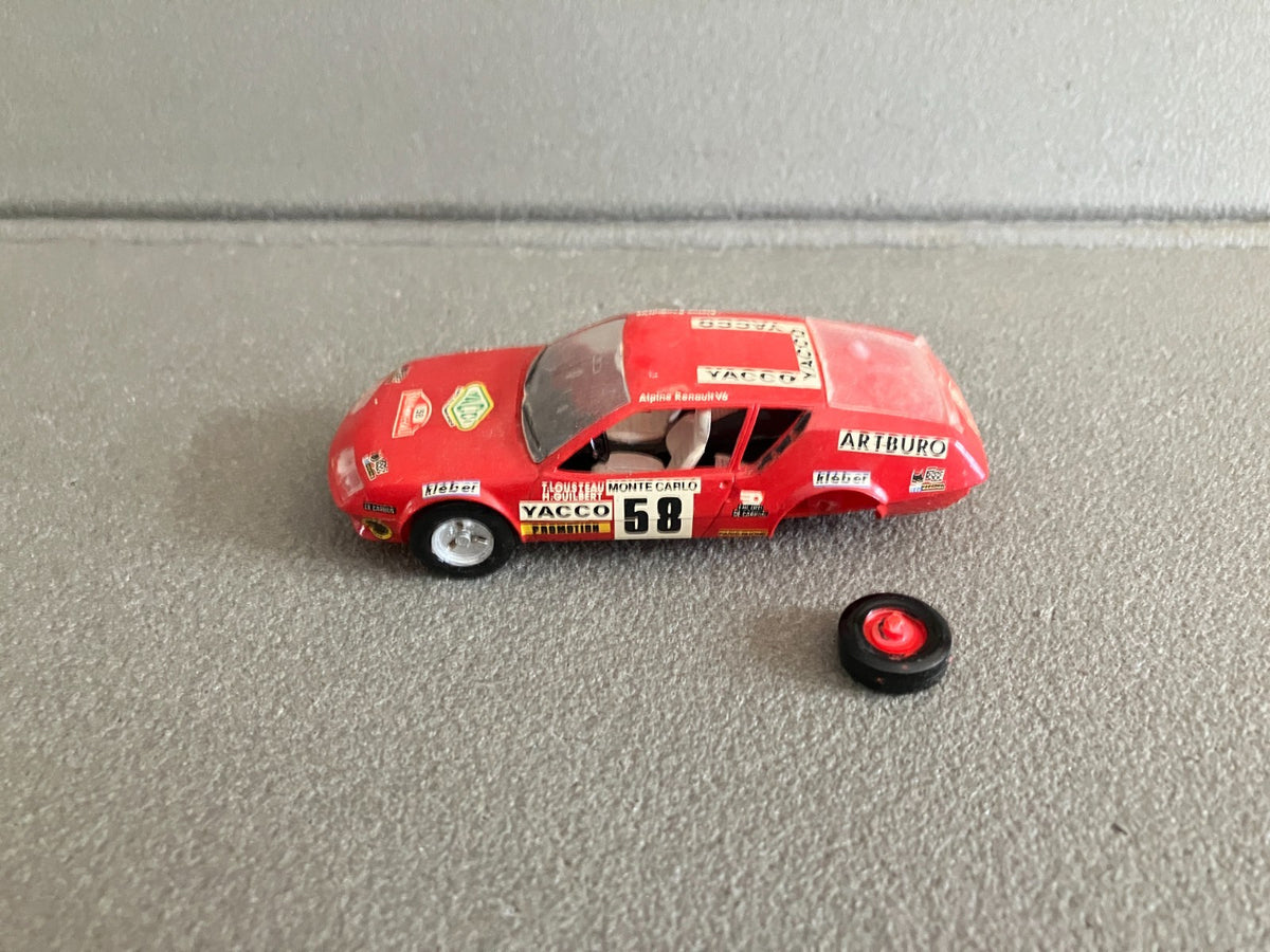 Ancienne Voiture Miniature Kit Plastique monté Renault Alpine A310 Rallye 1/43
