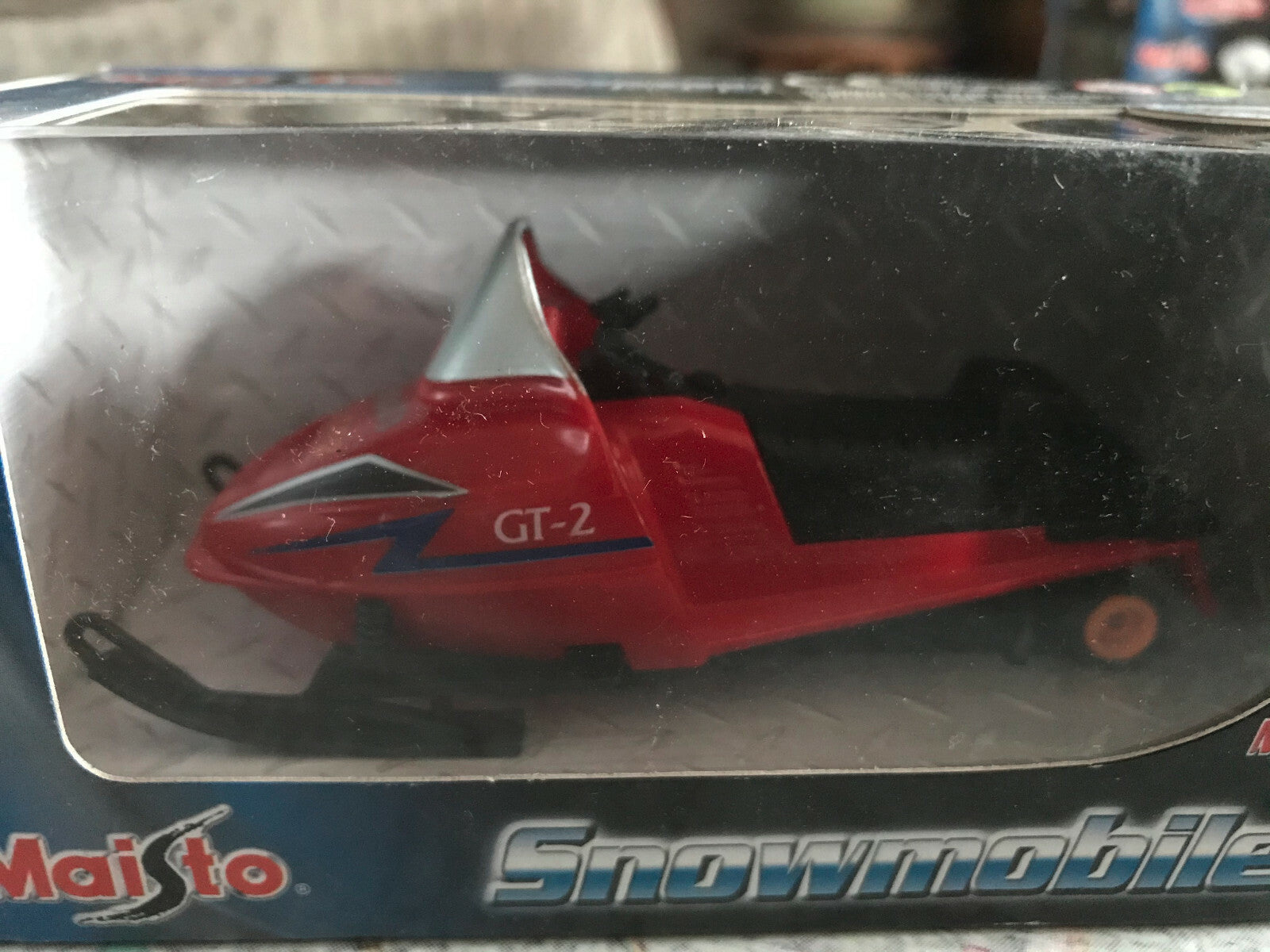 Voiture Miniature Maisto Motorized Snowmobile Scooter des neiges