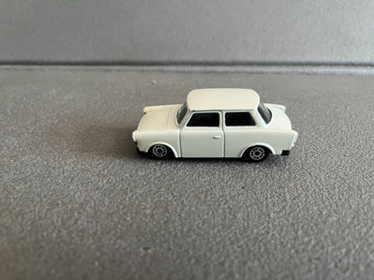 Jouet Ancien Voiture Miniature Trabant MC Toys URSS 1/60 Echelle Type Majorette
