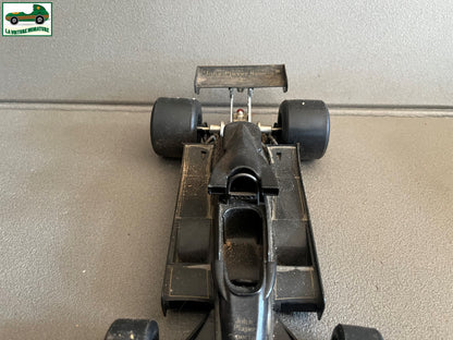 Ancienne Voiture Miniature Lotus JPS MK3 F1 Polistil Italy au 1/16