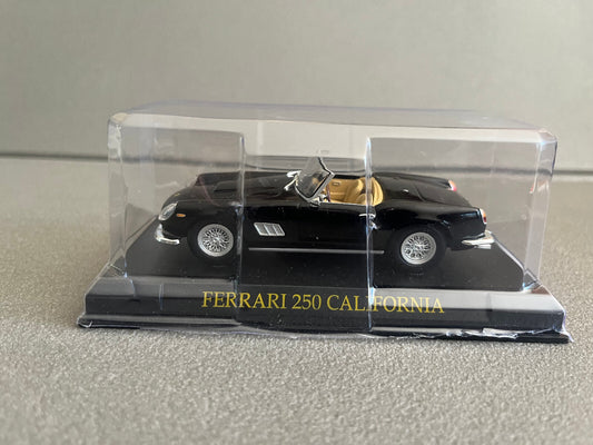 Voiture miniature Collection Ferrari 250 California Ixo Fabbri 1/43