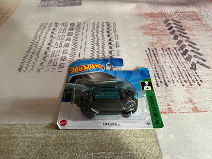 Voiture Miniature Fiat 500 électrique 500e Hotwheels 1/64 Echelle Type Majorette
