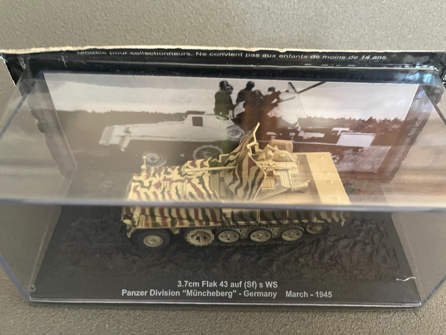 Miniature Militaire Char Tank Blindé 3.7cm Flak 43 auf Muncheberg Altaya 1/72