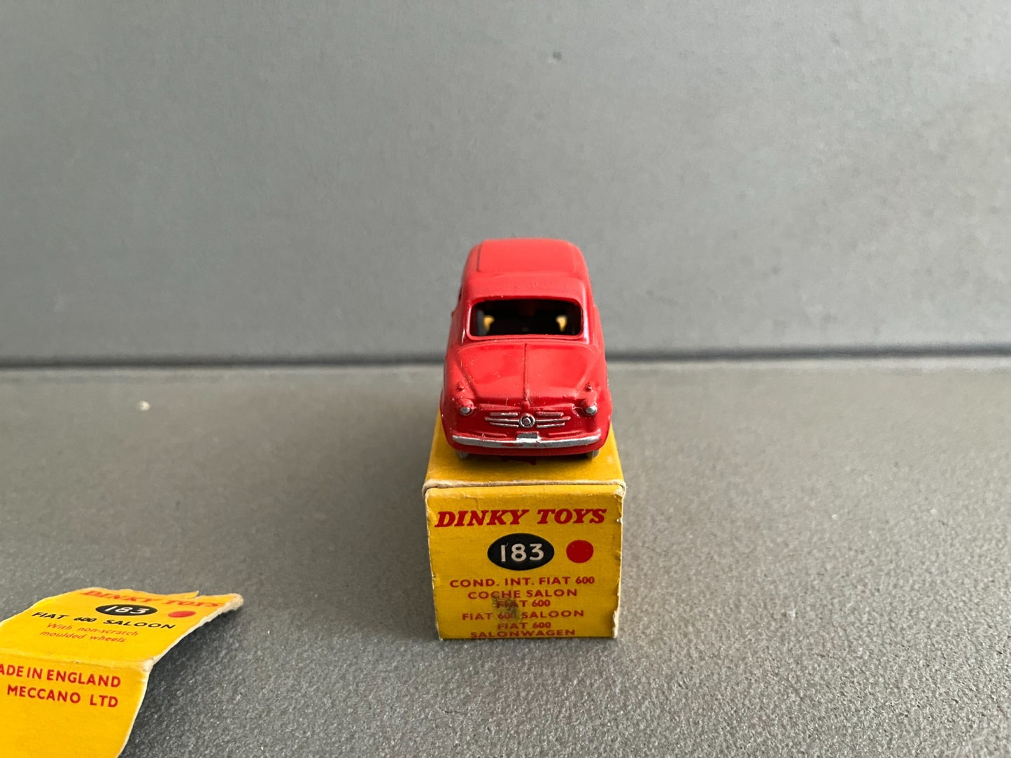 Ancienne Miniature Voiture Fiat 600 Saloon Dinky Toys England 183 Boite Meccano