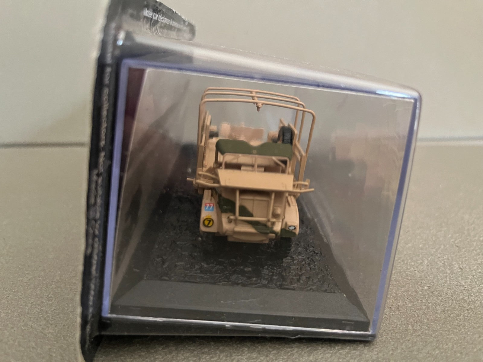 Miniature Militaire Char Tank Blindé Bedford QL + 6 Pdr. At Gun Altaya 1/72