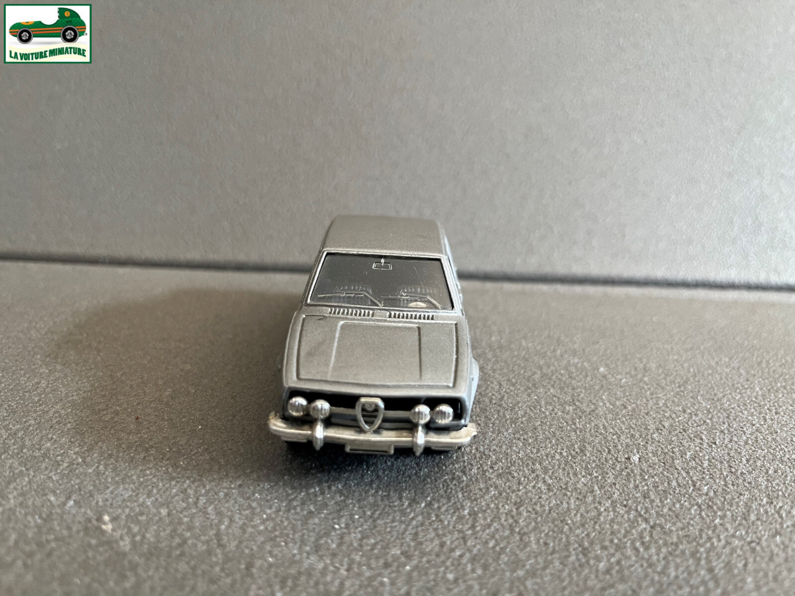 Ancienne Miniature Voiture Alfa Romeo Alfetta A76 Mebetoys Italy 1/43