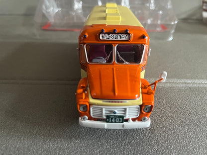 Voiture miniature Isuzu BXD 30 1/43 Autobus Autocars du Monde