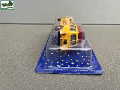 Voiture Miniature Renault 4L Cirque Pinder Altaya 1/43