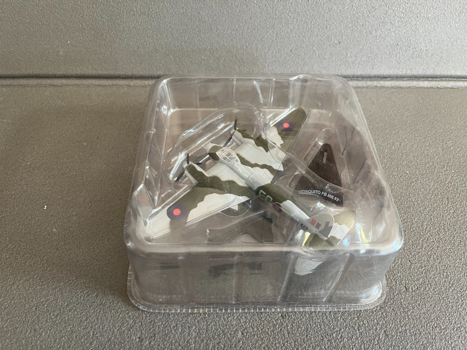 Avion miniature Militaire 2e Guerre Mosquito FB MK VI Delprado 1/100