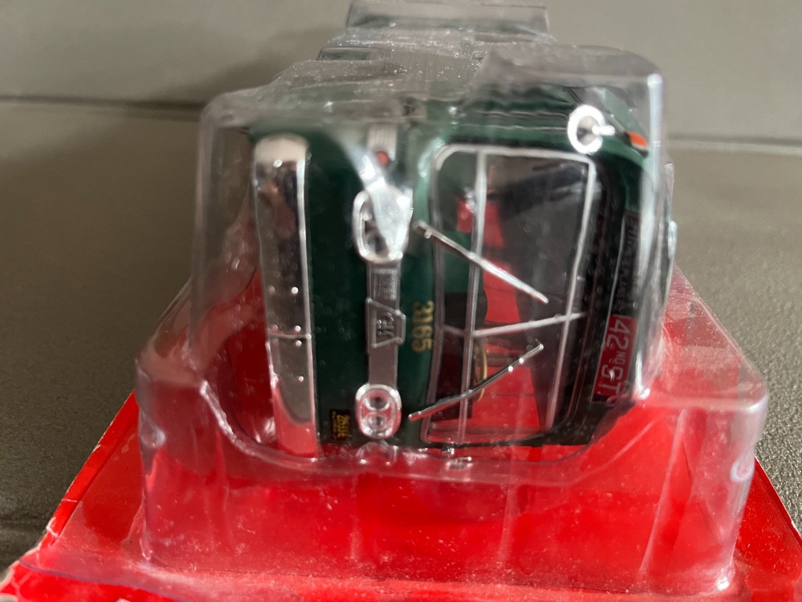 Voiture Miniature GM GMC New Look Fish Bowl Autocar Autobus Bus Hachette 1/43