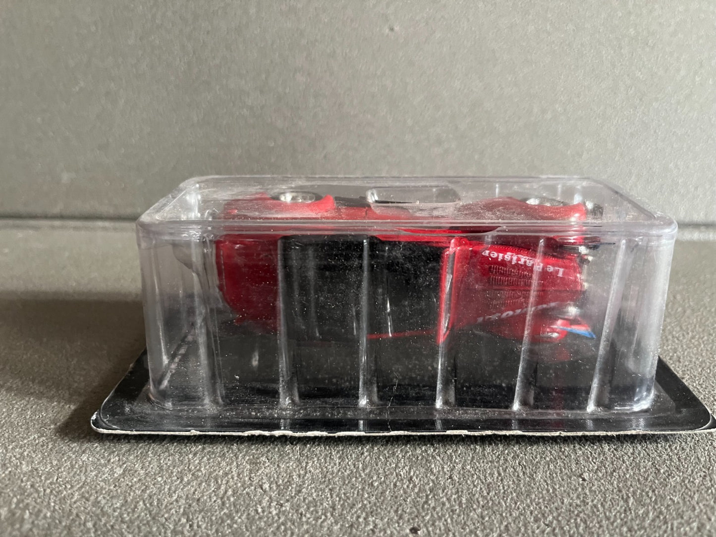 Voiture Miniature Hotchkiss 686 S49 Juges 1949 Norev Tour de France au 1/43