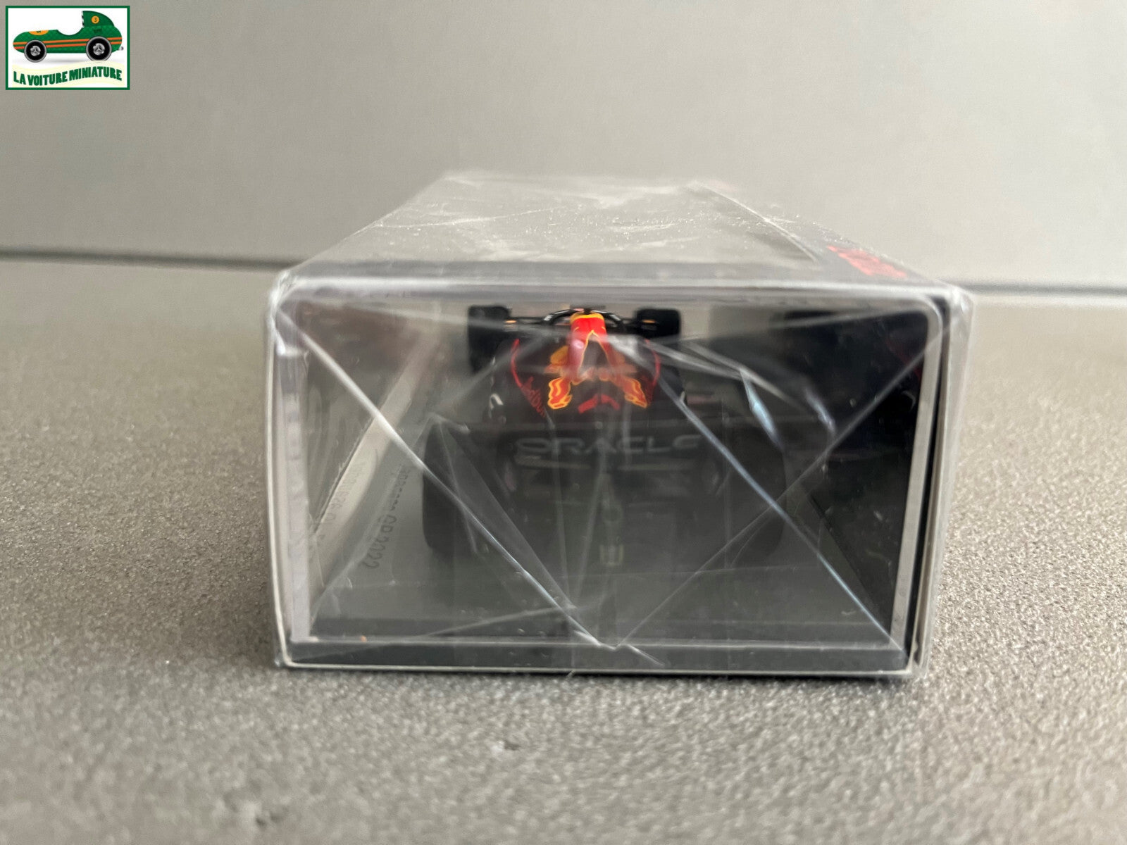 Voiture Miniature Formule 1 F1 Oracle Red Bull Racing RB18 Japon Spark au  1/43