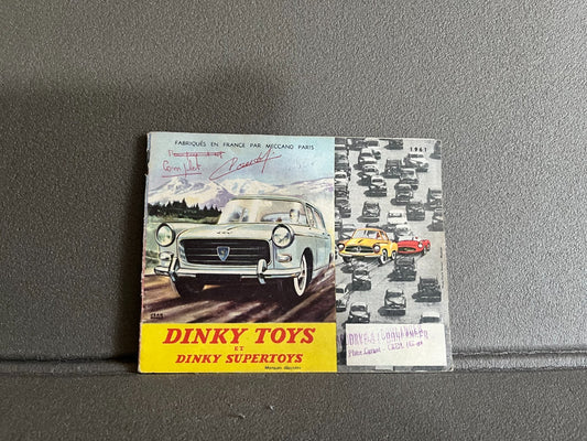 Ancien Dépliant Documentation Catalogue Jouet Voiture Dinky Toys 1961