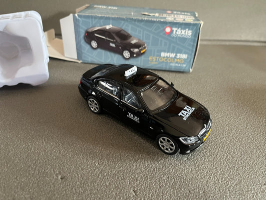Voiture Miniature BMW 318i Stockholm Taxi du Monde Welly au 1/38
