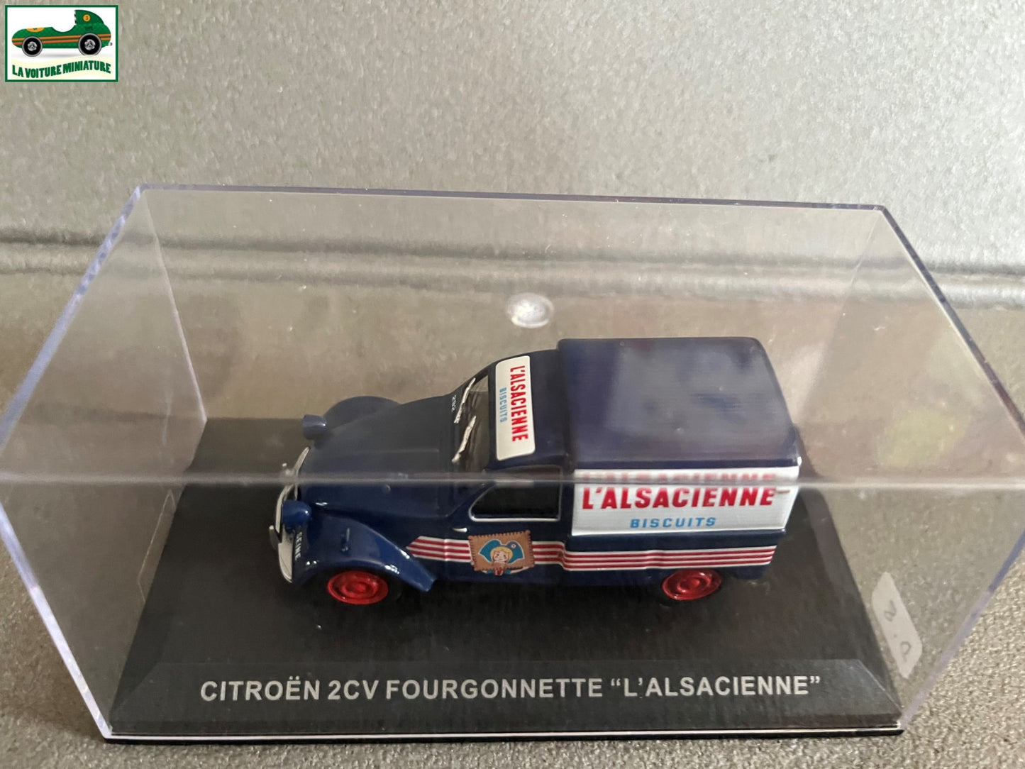 Voiture Miniature Publicitaire Citroen 2CV L'alsacienne Biscuits au 1/43