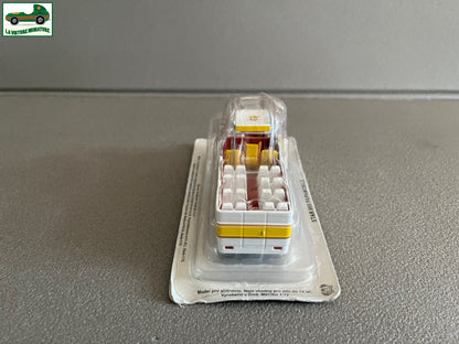 Voiture Miniature Star 660 Papamobile IST Pays de L'est au 1/72
