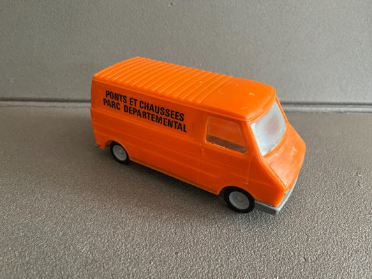 Jouet Ancien Voiture Miniature Fourgon Plastique Citroen C35 Clé France 1/32
