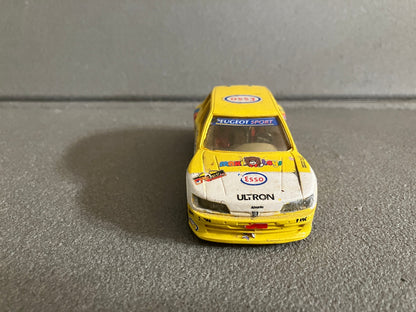 Voiture Miniature Kit résine monté Peugeot 306 Tip Top Chrono France au 1/43