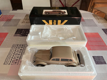 Voiture miniature Opel Kadett K38 Beige KK Scale au 1/18
