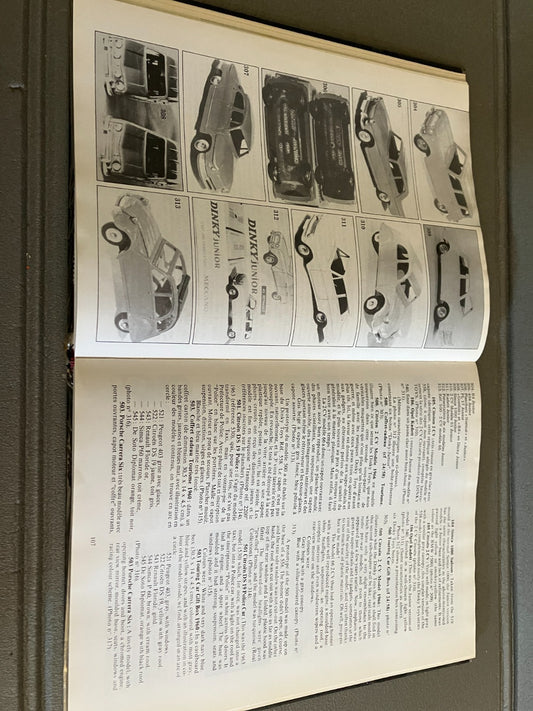 Livre Voiture Automobile Miniature Jouet Histoire des Dinky Toys Français Adepte